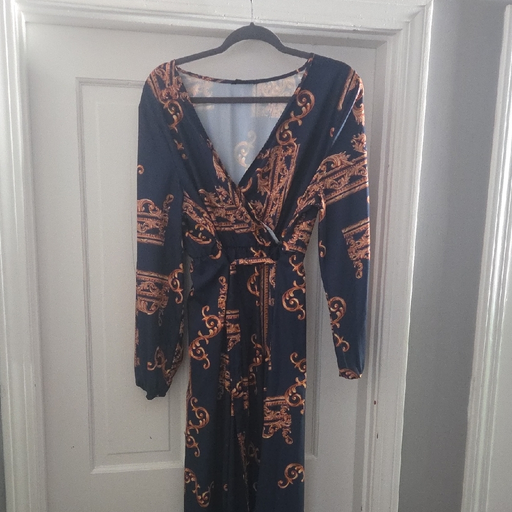 Elegant Black and Gold Women's Dress